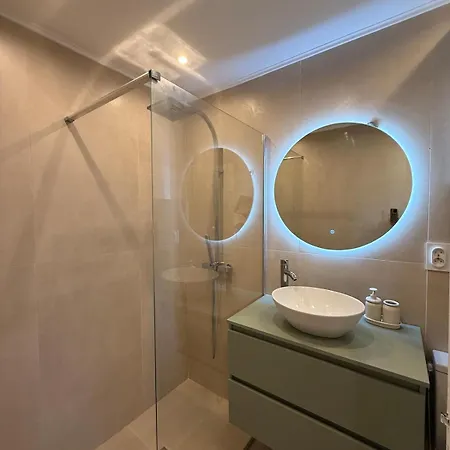 Beautiful Apartment, Shopping Walk Villeneuve-Loubet